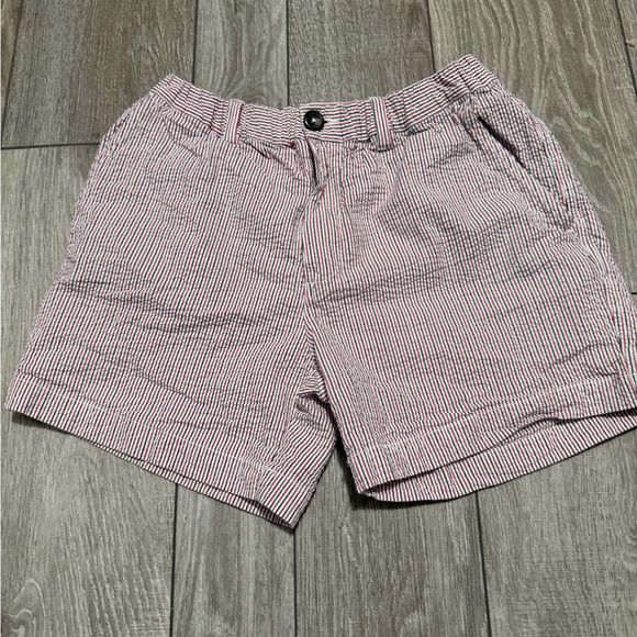 Chubbies 5.5” Seersucker Elastic Waistband Striped Shorts - Picture 2 of 8